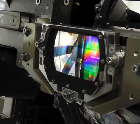 Diffraction grating within the TEMPO instrument separates the light into different wavelengths to discern the unique patterns of the various pollutants.