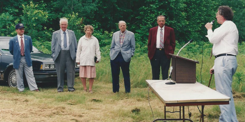 Gaylord Nelson and the York family during the York Park dedication ceremony: A representative from the WI DNR (fellow in the ball cap) YorK’s dad, Arlyn York York’s mom, LaVonne York Gaylord Nelson Jerome “Jerry” Wittstock (later mayor of Amery) Harvey Stower (Mayor of Amery at the time, speaking)